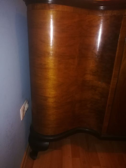 Mobila veche in stare buna