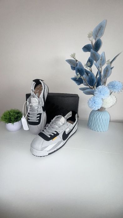 Кроссовки в LUX качестве