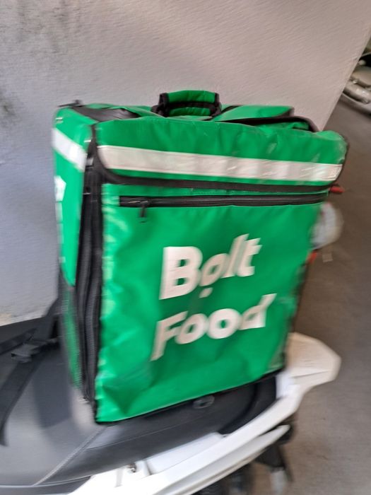Vand Geanta bolt food este aprope nou