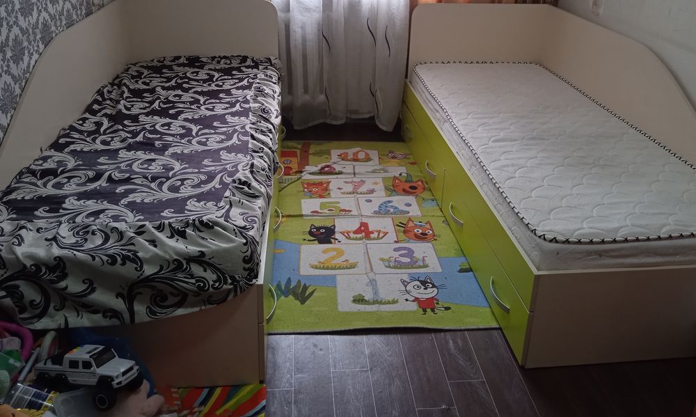 Продаю кровати с ящиками