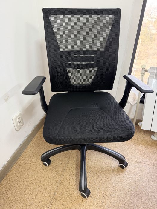 Диван, кресло, стуля, столы, шкаф