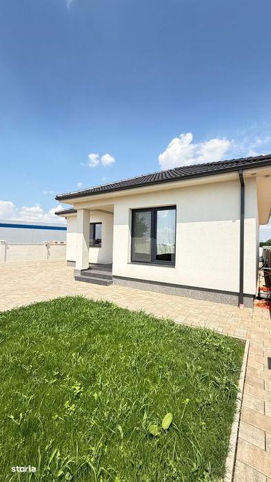 Casa noua,Grigorescu,3 dormitoare, 2 bai, teren, acces auto