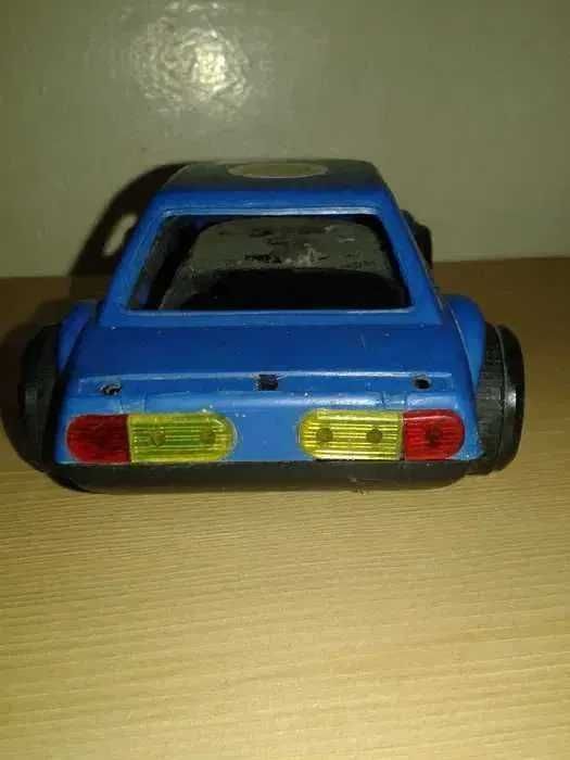 Masinuta de colectie perioada comunista