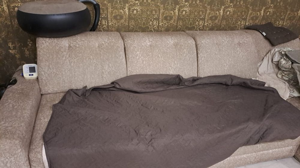 Продам диван угловой