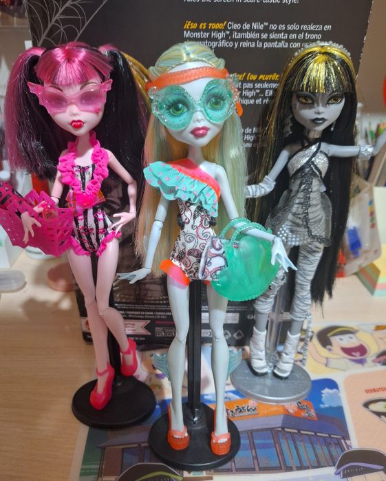Лагуна, Дракулаура, Клео Monster high