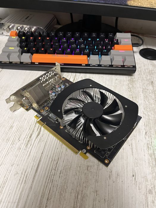 Vand Placa video Nvidia HP GTX 1060 3GB
