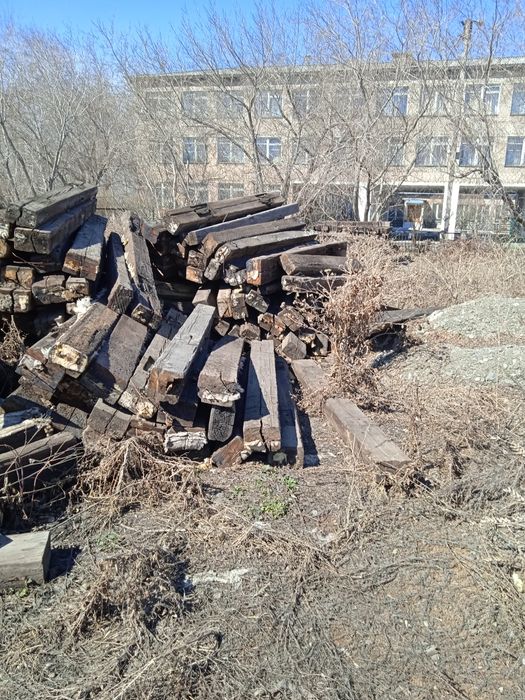 Продам шпалы 300 шт
