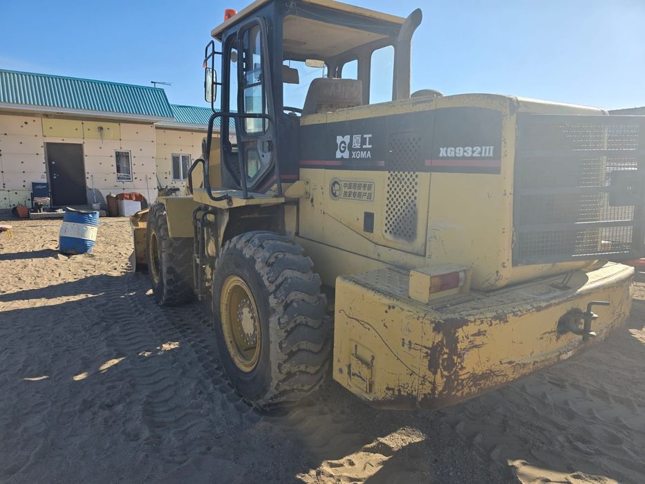 Трактор 2010 год