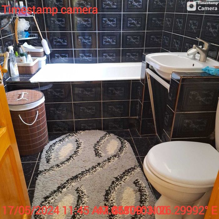 Vand apartament 3  camere FALTICENI