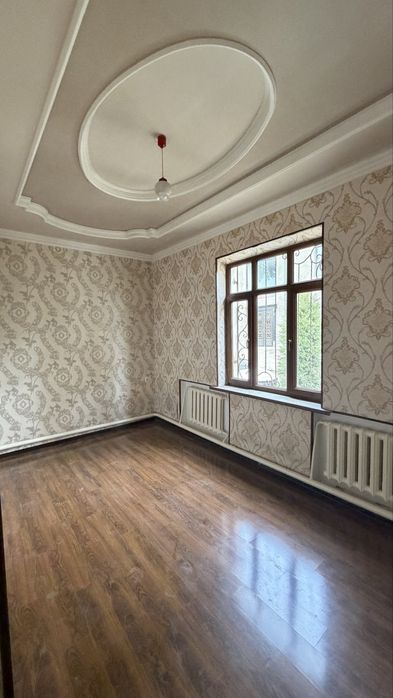 Янгийкл центрида ховли сотилади!