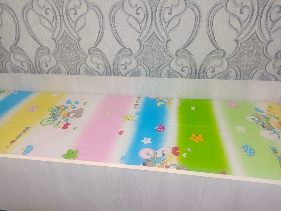 Двухьярусный кровать