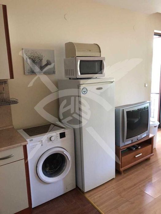 Продава се Двустаен апартамент в к.к. Елените - 74 кв.м за 1055 €/кв.м - Снимка #1