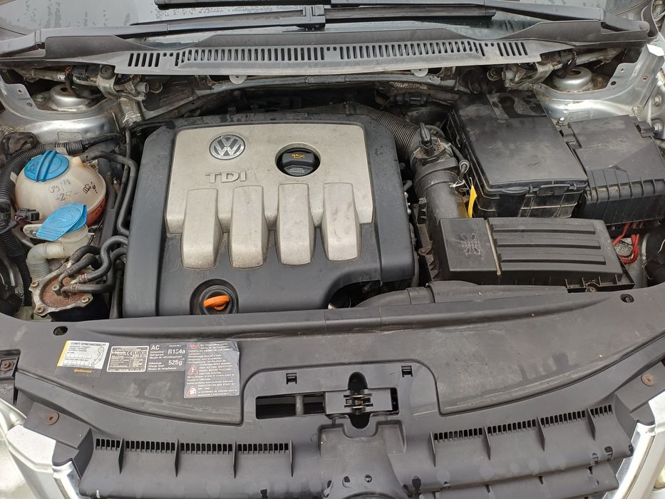 WV tyran 2.0   6ск 140 кс