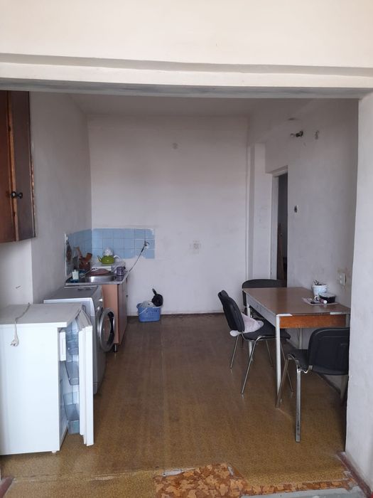 Uy sotaman, 2/4/4, 58000