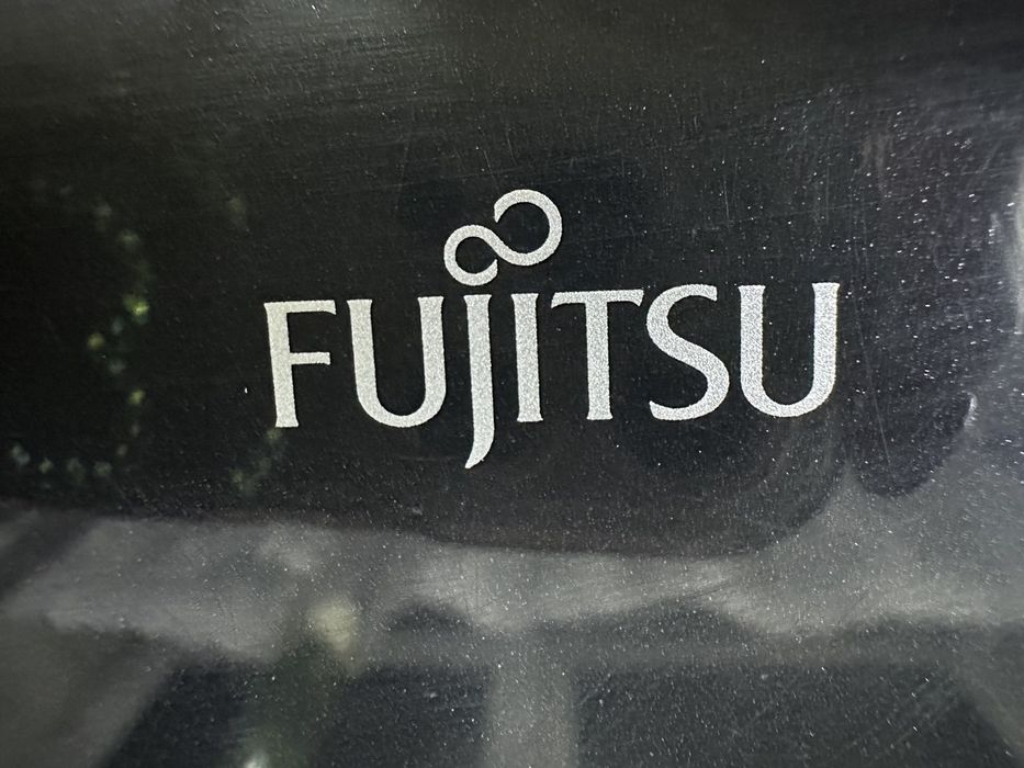 Продам ноутбук рабочий