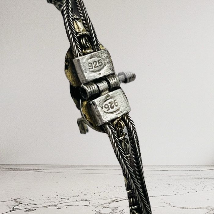 Сребърна старинна гривна