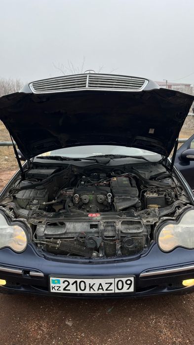 Продаю мерседес.