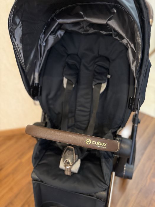 Продам Cybex Priam III