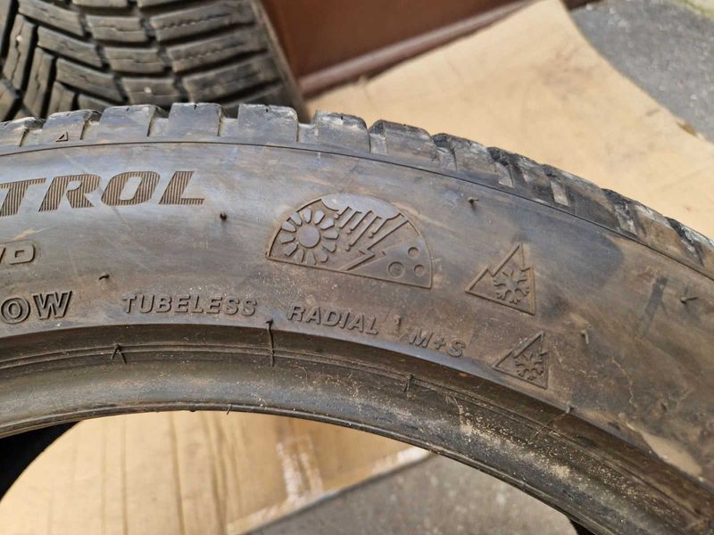 2 Bridgestone R20 275/45
всесезонни гуми
DOT4620