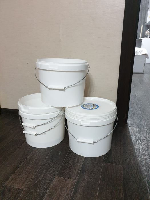 Пластиковые ведра