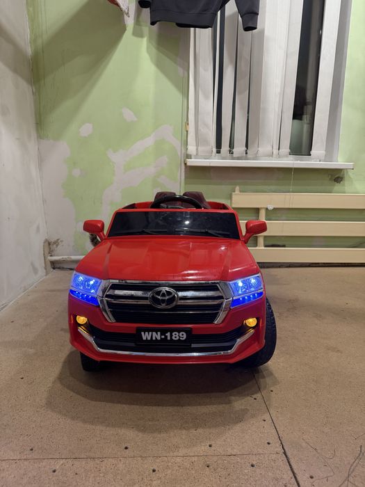 Машинка на пульту управления