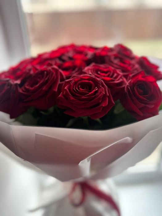 Роза  35 шт свежий