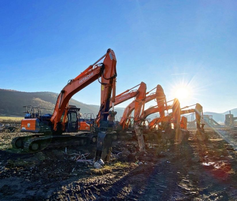 Inchiriez Excavator/Autogreder/Buldozer/Cilindru/Buldoexcavator