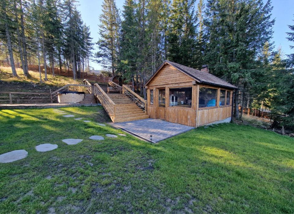 Executam terase si foisoare