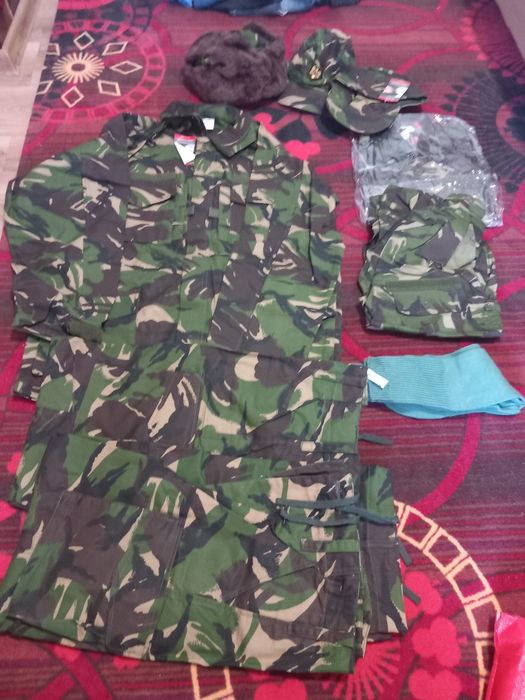 Vand tinuta militară