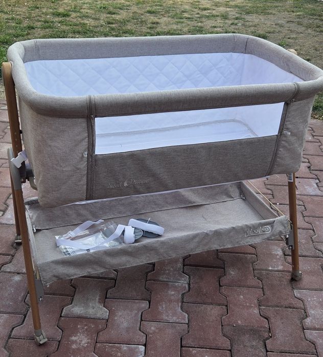 Vand patut co-sleeper