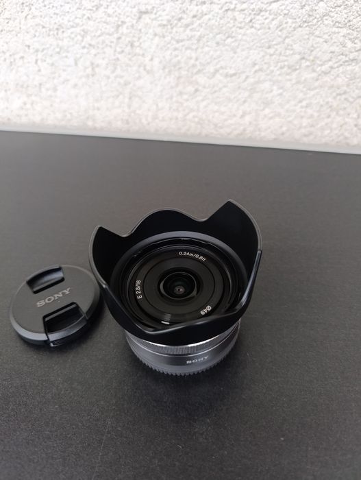 obiectiv foto fix Sony alfa E 16 mm F2.8 wide E 18-55 mm arta