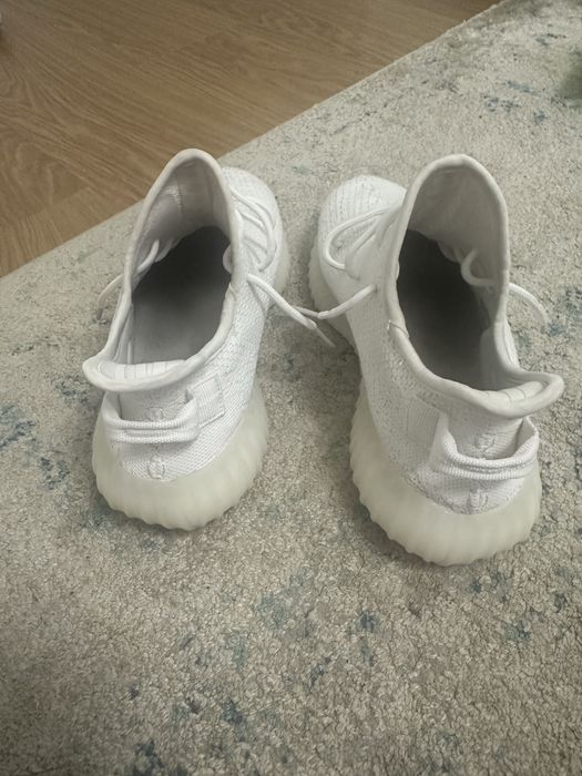 Adidas Yeezy Boost 350 V2 Bone