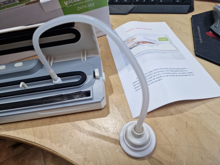 Aparat vidat pungi si caserole cu supapa