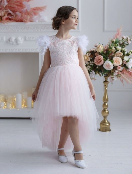 Нарядное платье для девочки