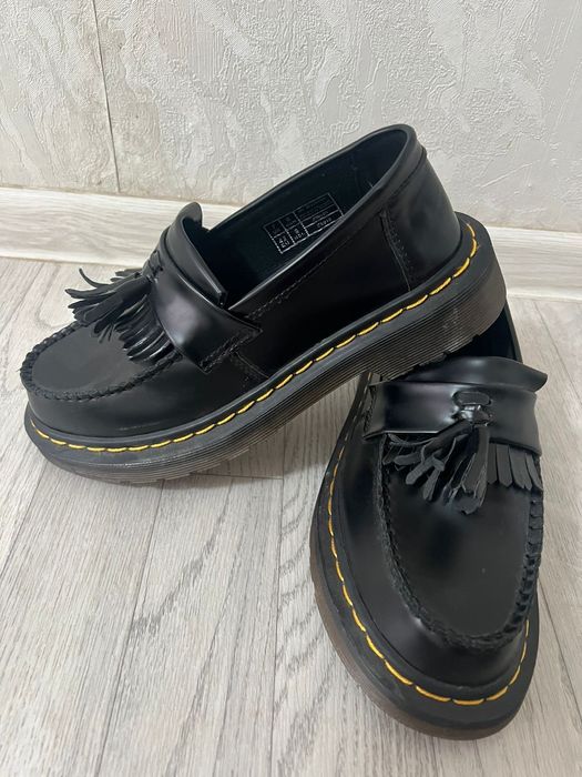 Мужской обувь очень хороший