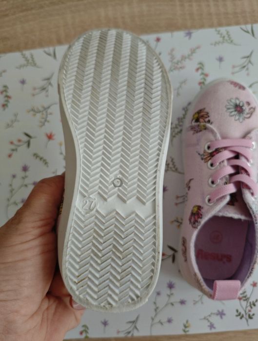 Teniși Sinsay, mărime 27