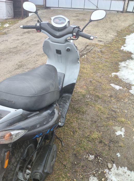 Vând scuter Kymco 49cc