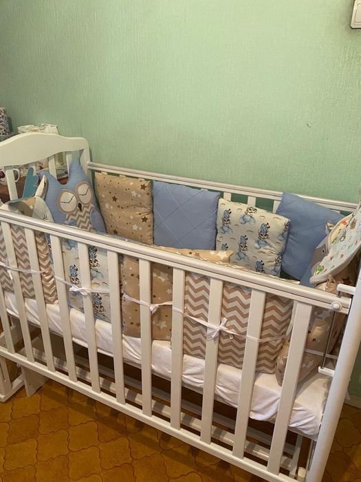 Продам кровать детскую