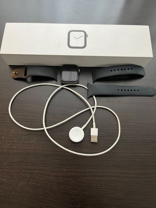 Appel watch series 4