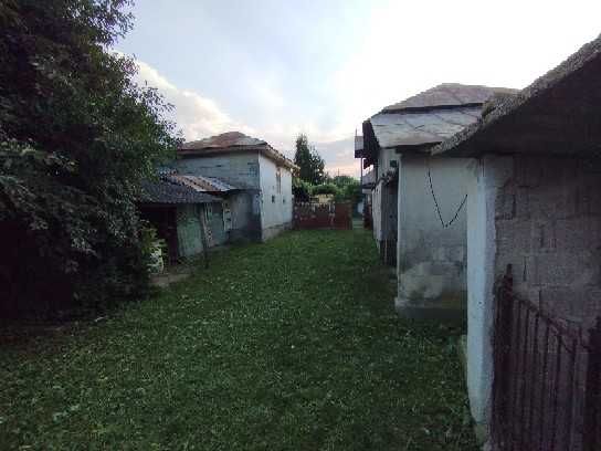 vand casa cu teren