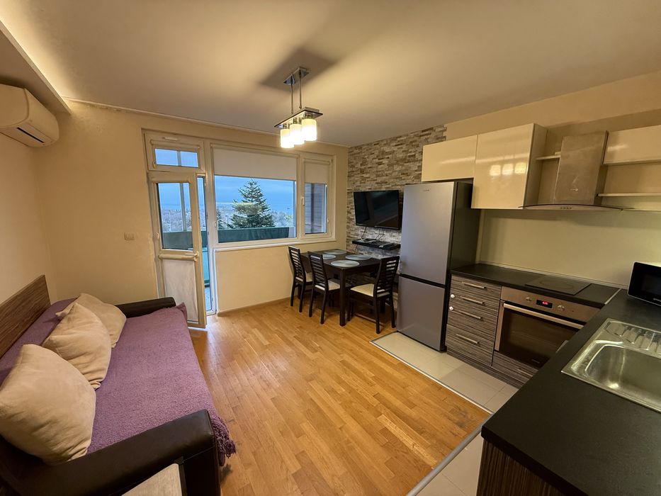 Поднаем тристаен Чайка