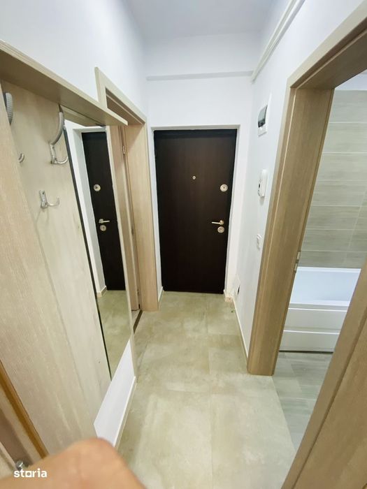 Apartament de inchiriat, bloc nou