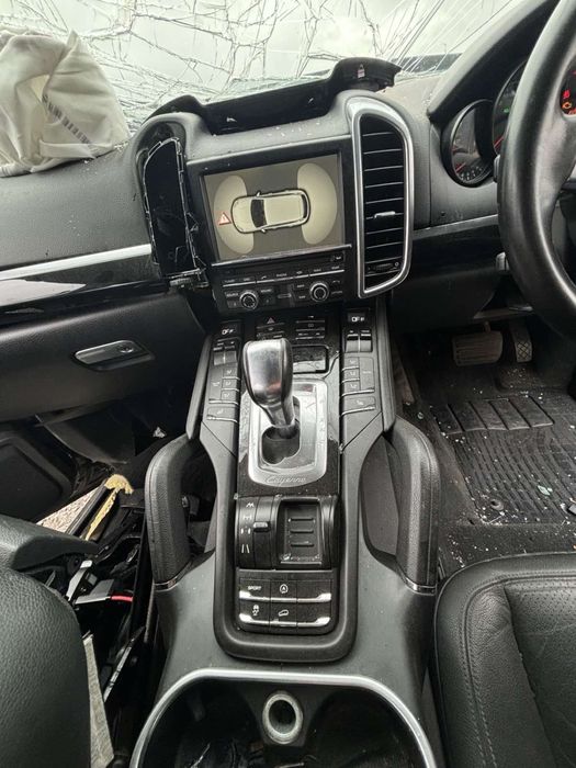 Porsche Cayenne 958 3.0D 239hp Порше Кайен на части!