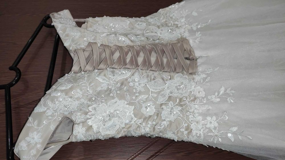 Булчинска рокля от Асеновград