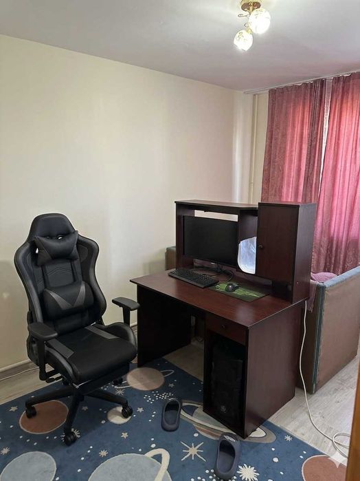 Продам 2 ком мкр  В БЕРЕКЕ