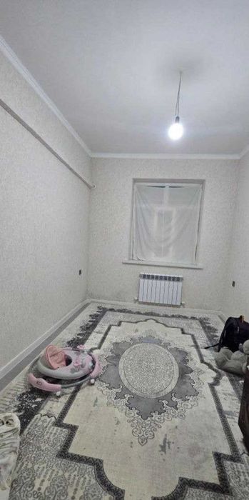 Самарканд ш. Эски БАМ худудида жойлашган 3 хонали квартира сотилади