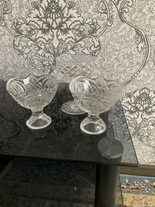 Продам конфетницы  хрустальные