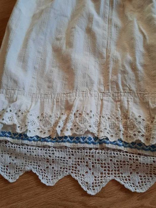 sumnă, sucnă, fustă din material tesut in casa