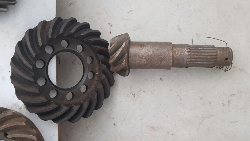 Grup conic saviem 8 cu 21 si 8 cu 19 noi