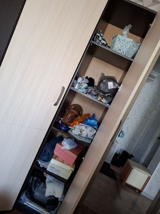 Продам шкаф угловой за 10тыс